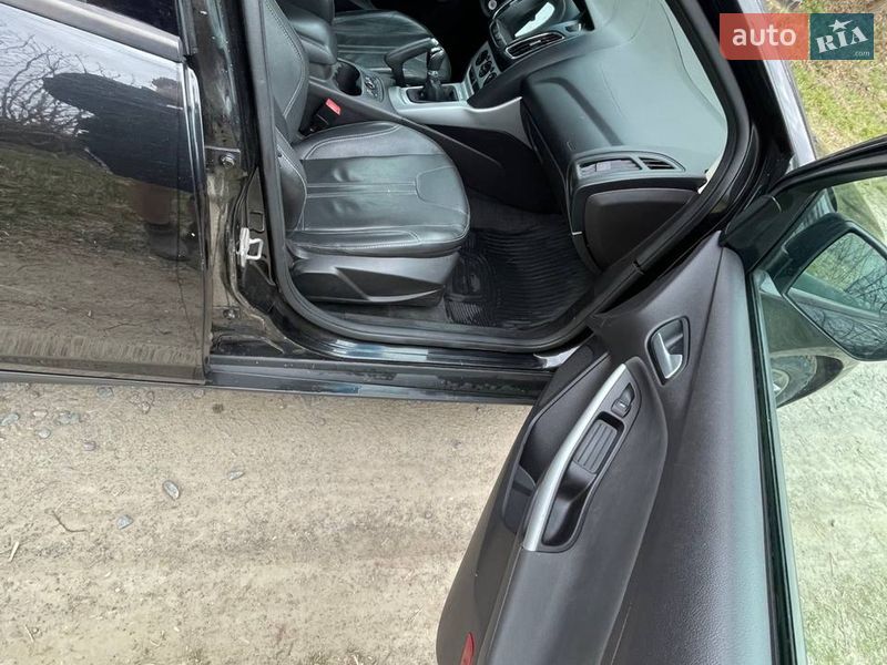 Седан Ford Focus 2013 в Звенигородці фото 18 Седан Ford Focus 2013 в Звенигородці