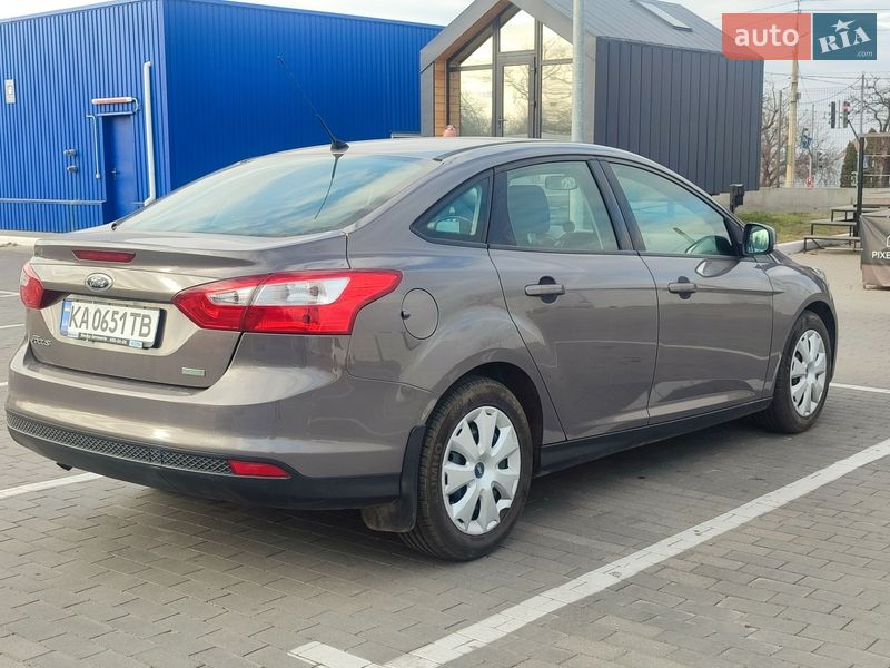 Седан Ford Focus 2013 в Николаеве фото 6 Седан Ford Focus 2013 в Николаеве
