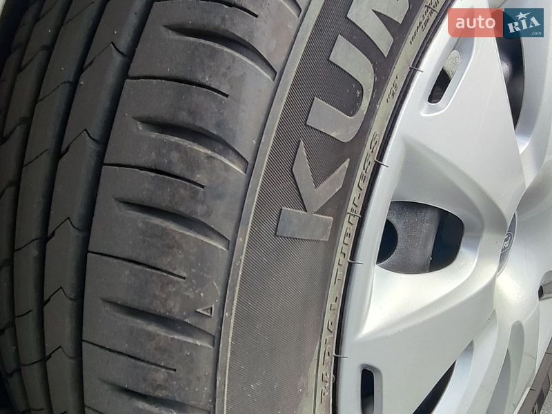 Седан Ford Focus 2013 в Николаеве фото 11 Седан Ford Focus 2013 в Николаеве