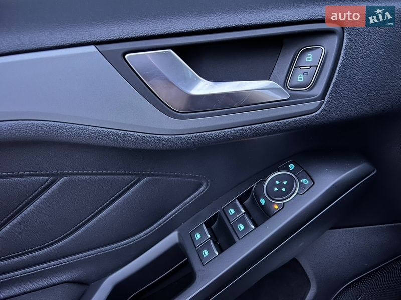 Хэтчбек Ford Focus 2019 в Киеве фото 20 Хэтчбек Ford Focus 2019 в Киеве