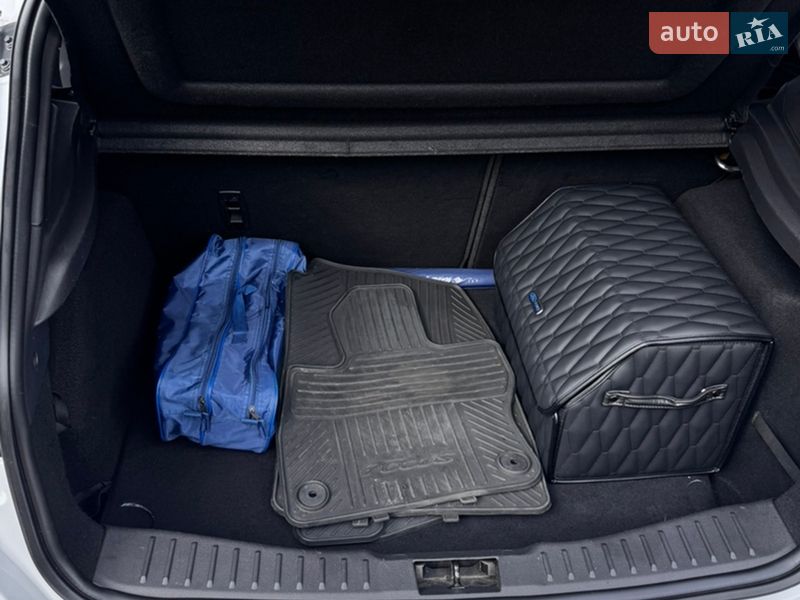 Хетчбек Ford Focus 2018 в Києві фото 35 Хетчбек Ford Focus 2018 в Києві