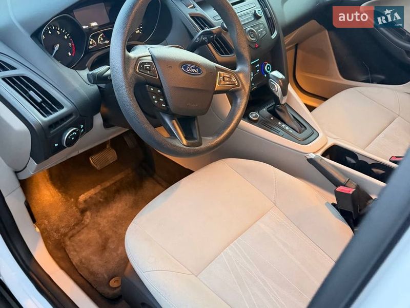 Седан Ford Focus 2015 в Днепре фото 8 Седан Ford Focus 2015 в Днепре