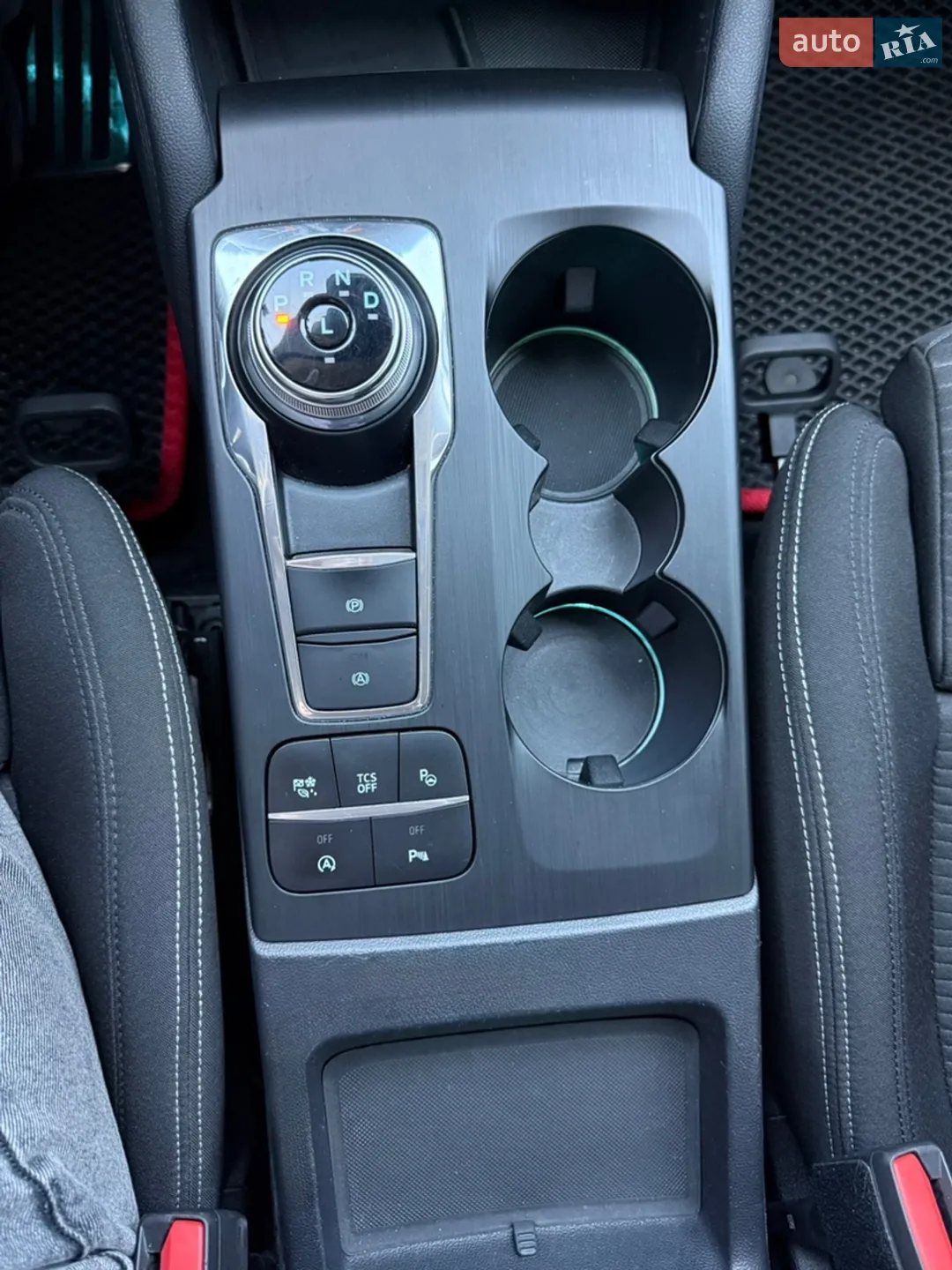 2020 Ford Focus - мініатюра 17
