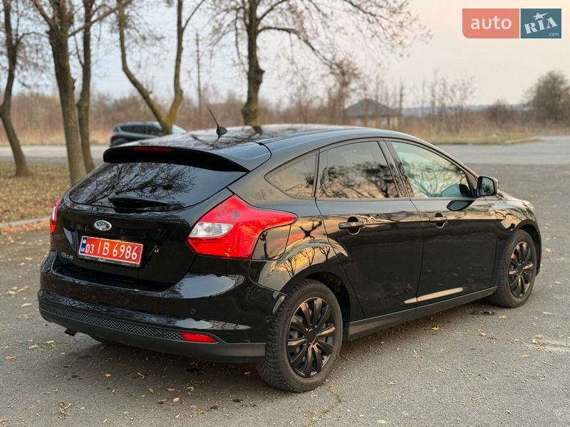 Хетчбек Ford Focus 2011 в Володимирі фото 4 Хетчбек Ford Focus 2011 в Володимирі