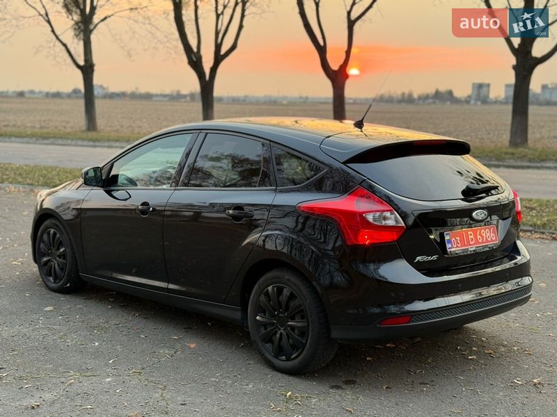 Хетчбек Ford Focus 2011 в Володимирі фото 6 Хетчбек Ford Focus 2011 в Володимирі