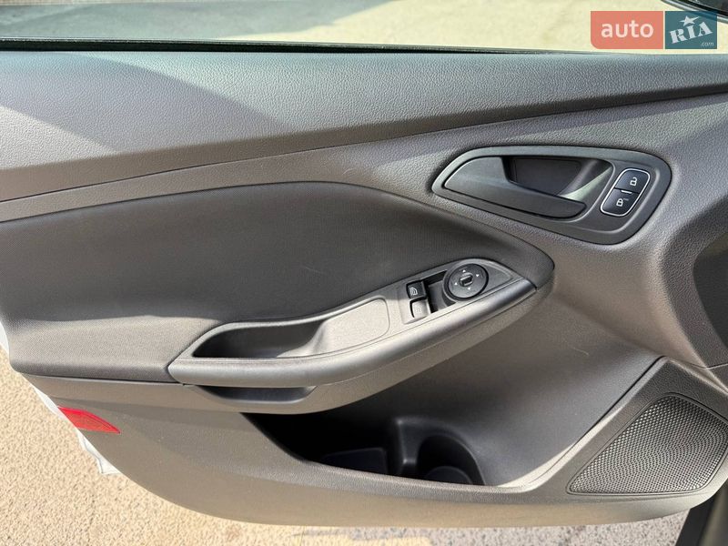 Седан Ford Focus 2016 в Кривому Розі