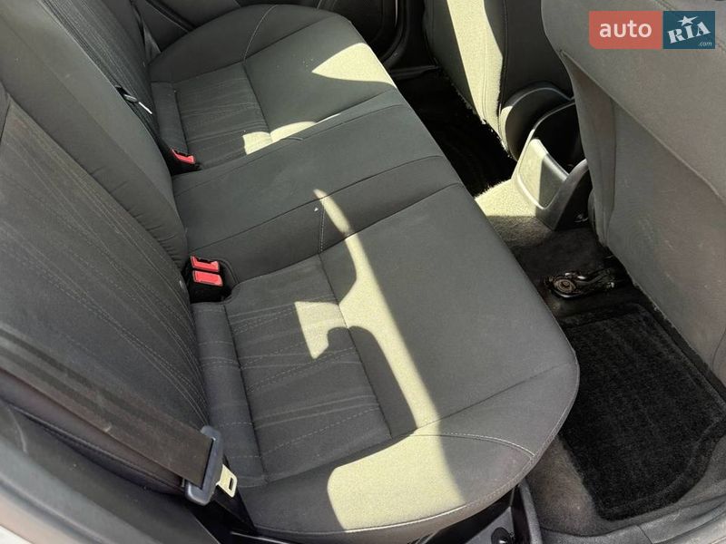 Седан Ford Focus 2016 в Кривому Розі