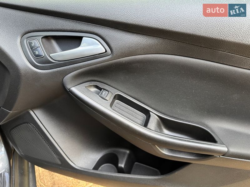 Хэтчбек Ford Focus 2017 в Николаеве фото 21 Хэтчбек Ford Focus 2017 в Николаеве