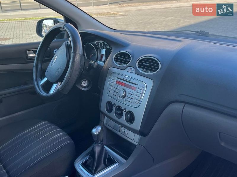 Хетчбек Ford Focus 2008 в Дніпрі