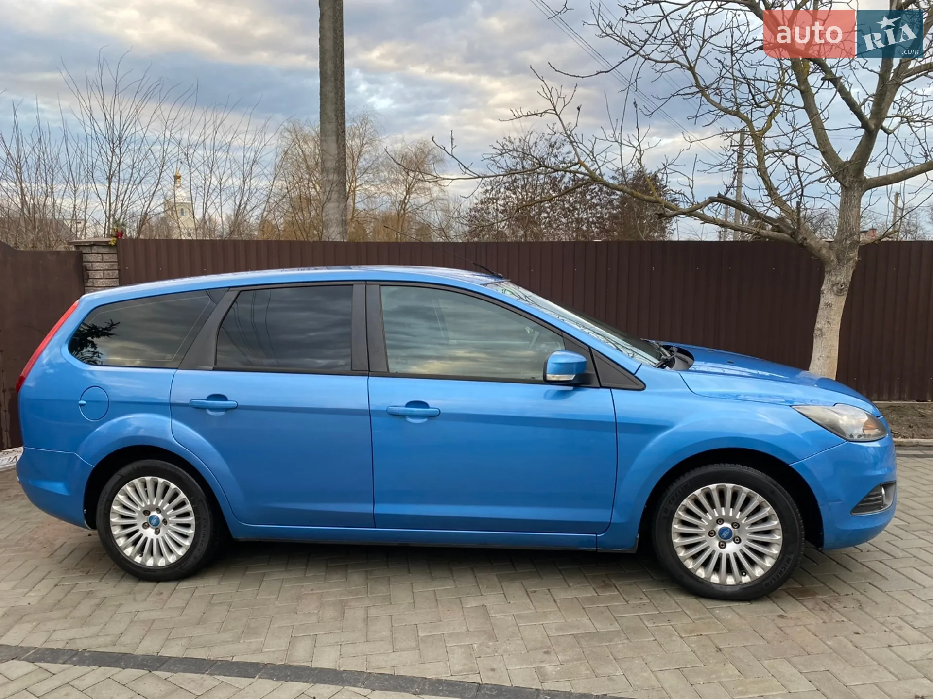 2010 Ford Focus - мініатюра 3