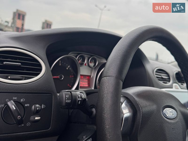 Хетчбек Ford Focus 2008 в Львові фото 8 Хетчбек Ford Focus 2008 в Львові