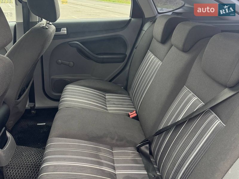 Хетчбек Ford Focus 2008 в Львові фото 13 Хетчбек Ford Focus 2008 в Львові