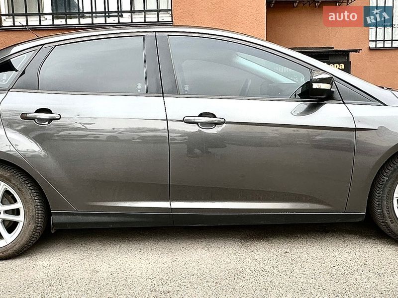Седан Ford Focus 2015 в Києві