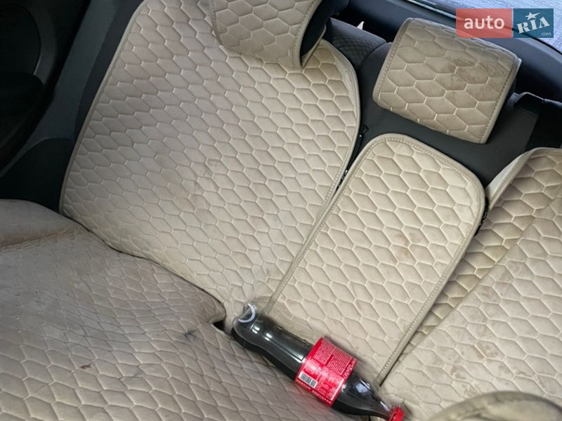 Хэтчбек Ford Focus 2007 в Помошной