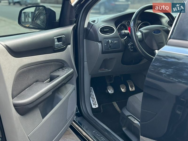 Універсал Ford Focus 2010 в Ірпені фото 30 Універсал Ford Focus 2010 в Ірпені