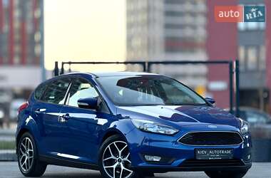 Хэтчбек Ford Focus 2017 в Киеве