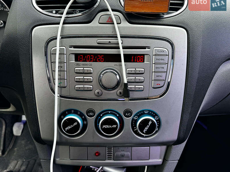 Хэтчбек Ford Focus 2008 в Киеве фото 17 Хэтчбек Ford Focus 2008 в Киеве