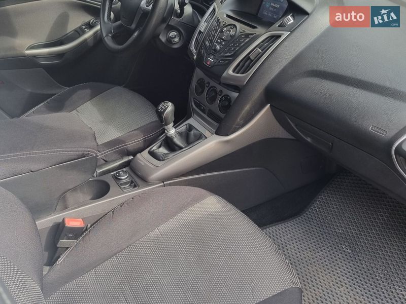 Універсал Ford Focus 2014 в Києві фото 9 Універсал Ford Focus 2014 в Києві