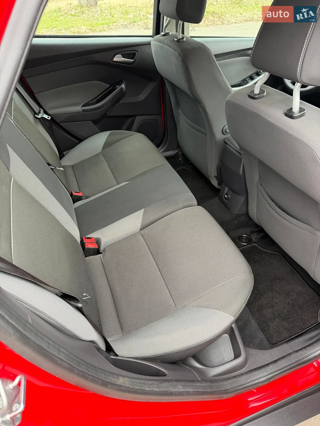 2011 Ford Focus - мініатюра 28