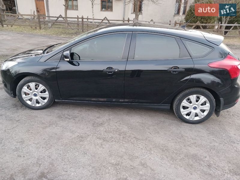 Хэтчбек Ford Focus 2012 в Конотопе фото 3 Хэтчбек Ford Focus 2012 в Конотопе