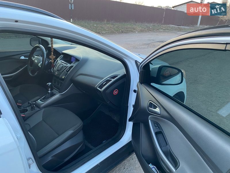 Универсал Ford Focus 2011 в Полтаве фото 9 Универсал Ford Focus 2011 в Полтаве