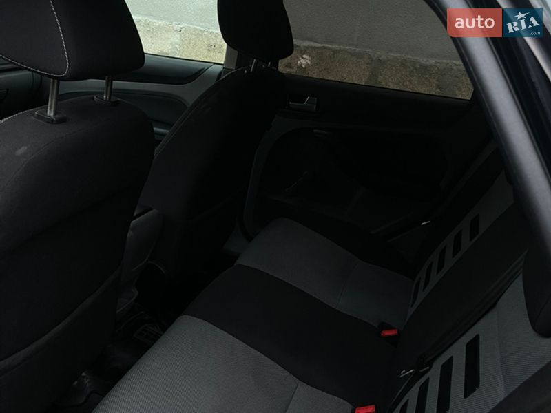 Хетчбек Ford Focus 2010 в Тернополі фото 6 Хетчбек Ford Focus 2010 в Тернополі