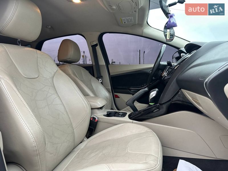 Хетчбек Ford Focus 2013 в Івано-Франківську