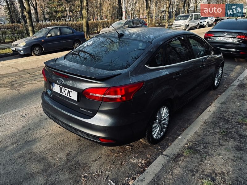 Седан Ford Focus 2017 в Киеве
