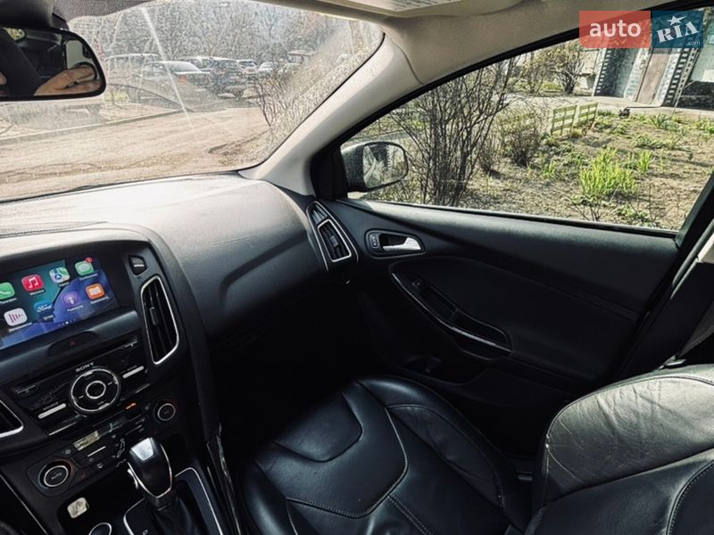Седан Ford Focus 2017 в Киеве