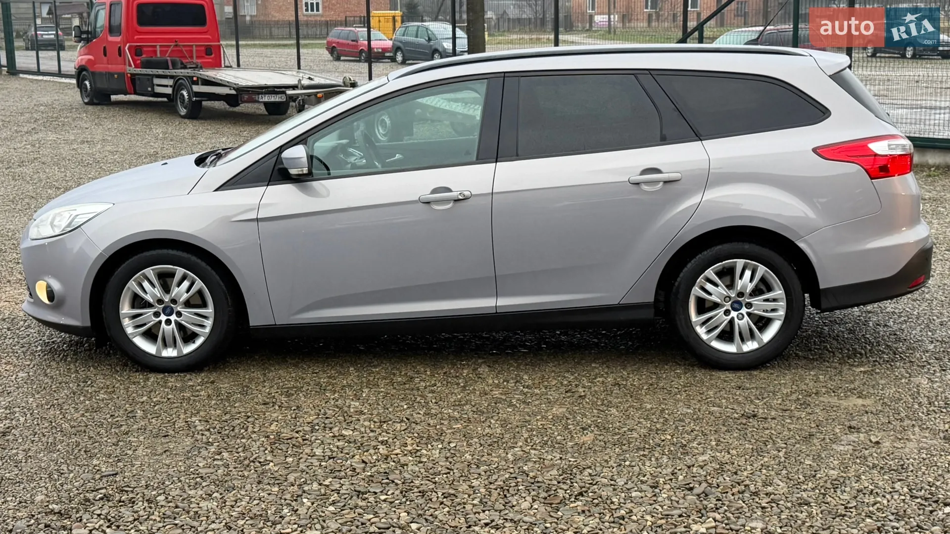 2011 Ford Focus - мініатюра 17