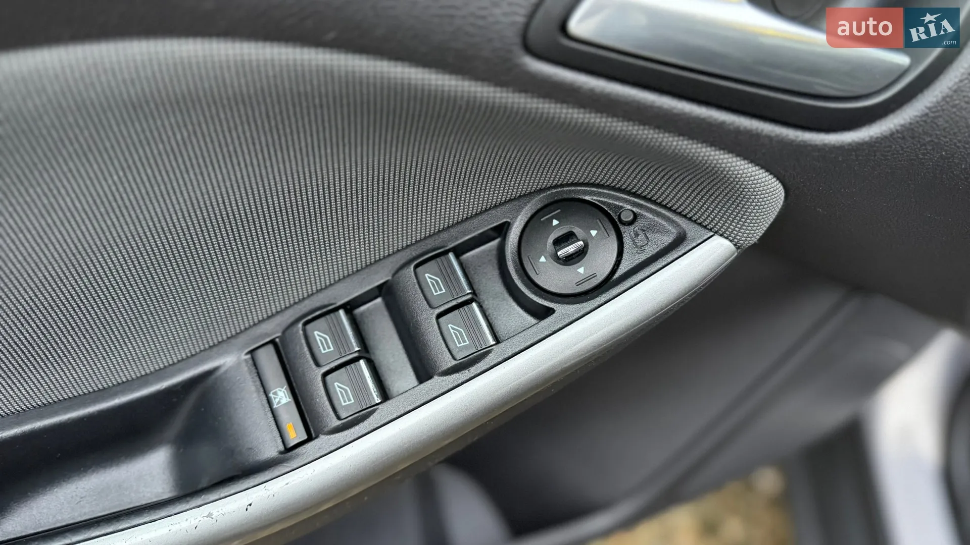 2011 Ford Focus - мініатюра 31