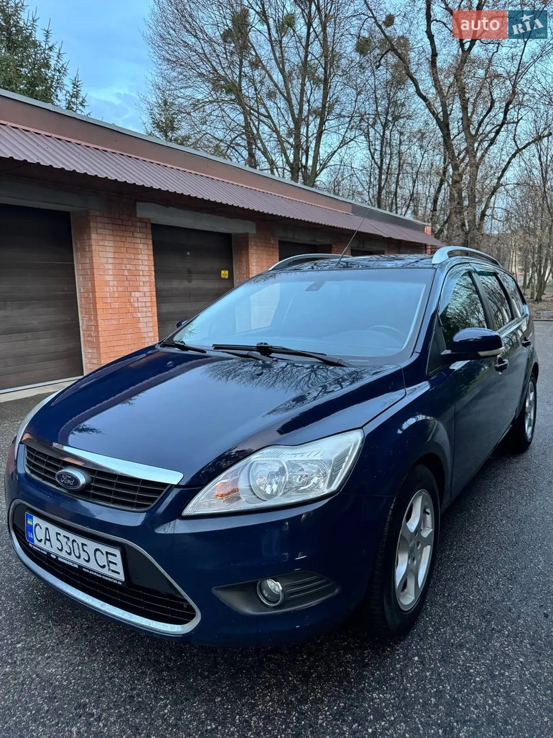 2010 Ford Focus - мініатюра 4