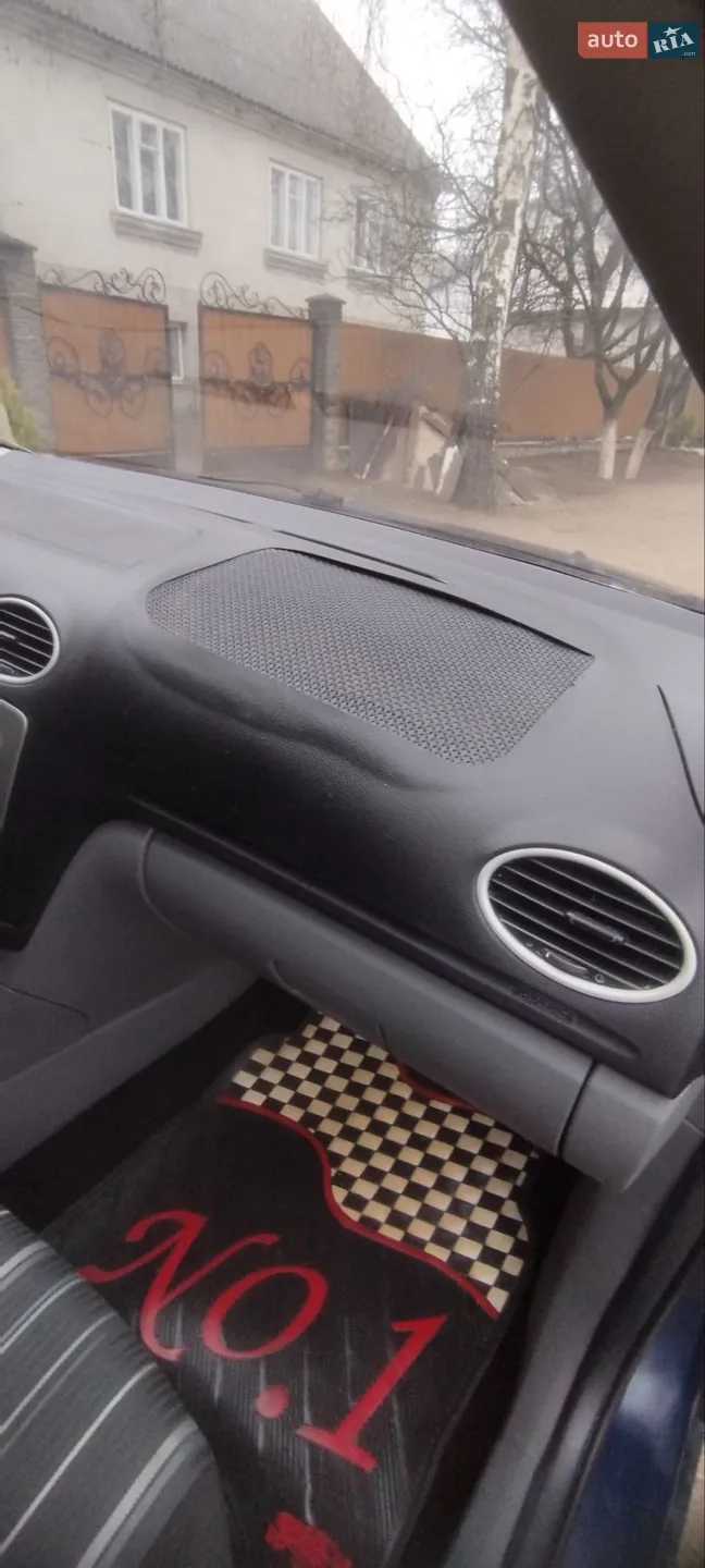 2010 Ford Focus - мініатюра 36