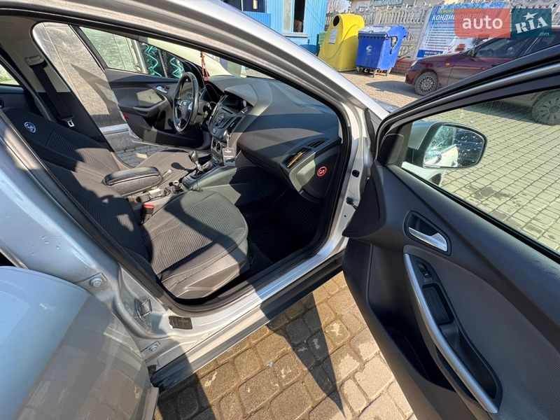 Універсал Ford Focus 2011 в Івано-Франківську