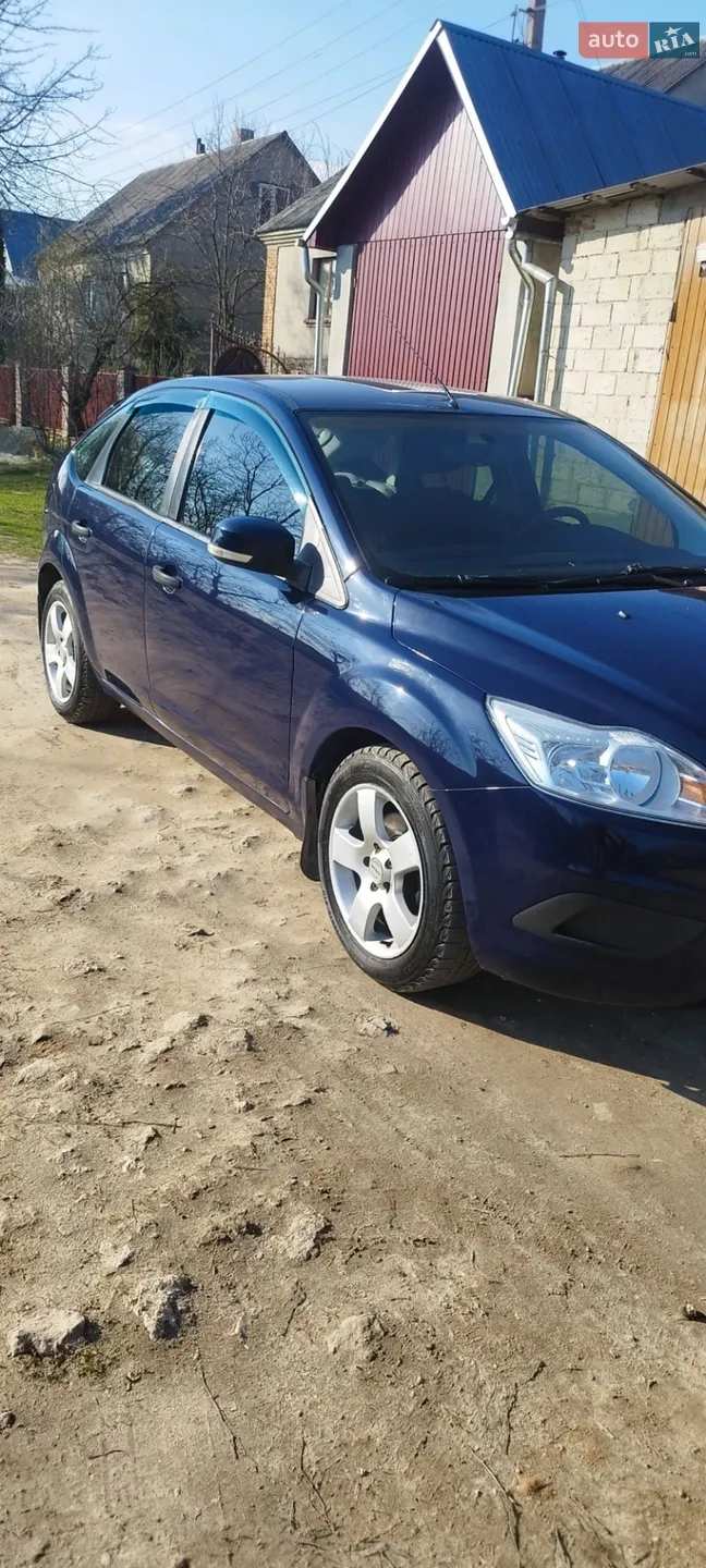 2010 Ford Focus - мініатюра 8