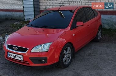 Хетчбек Ford Focus 2005 в Кореці