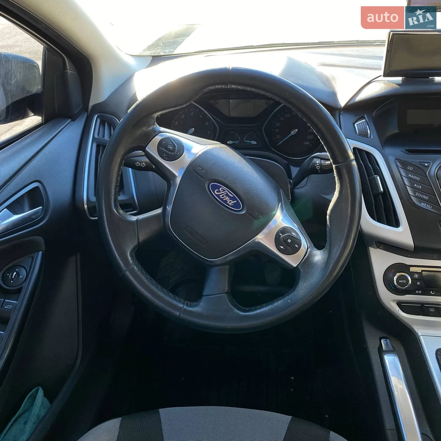 2011 Ford Focus - мініатюра 9