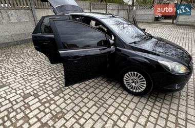 Хэтчбек Ford Focus 2010 в Ивано-Франковске