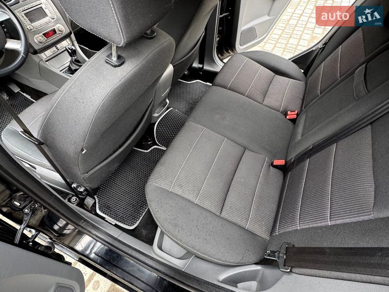 Хэтчбек Ford Focus 2010 в Ивано-Франковске