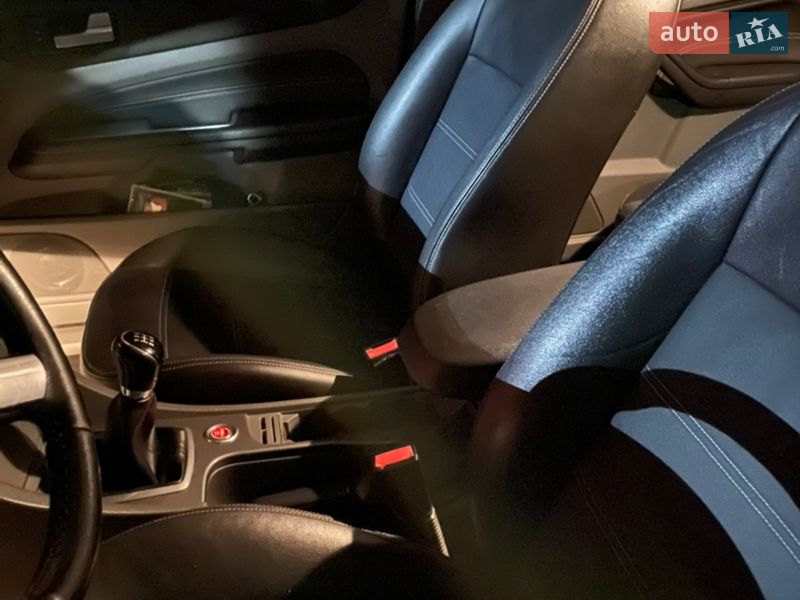 Універсал Ford Focus 2010 в Володимирі