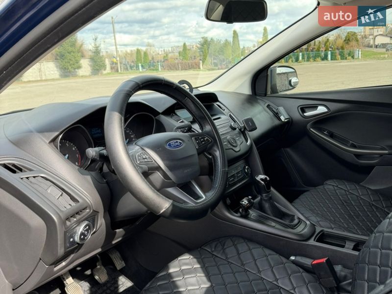 Седан Ford Focus 2016 в Вишневому