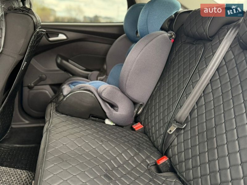 Седан Ford Focus 2016 в Вишневому