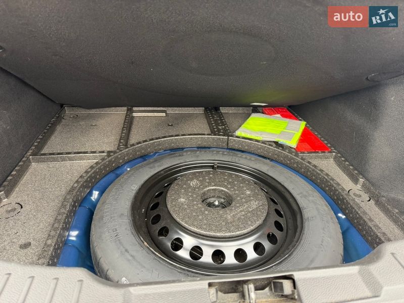 Седан Ford Focus 2016 в Вишневому