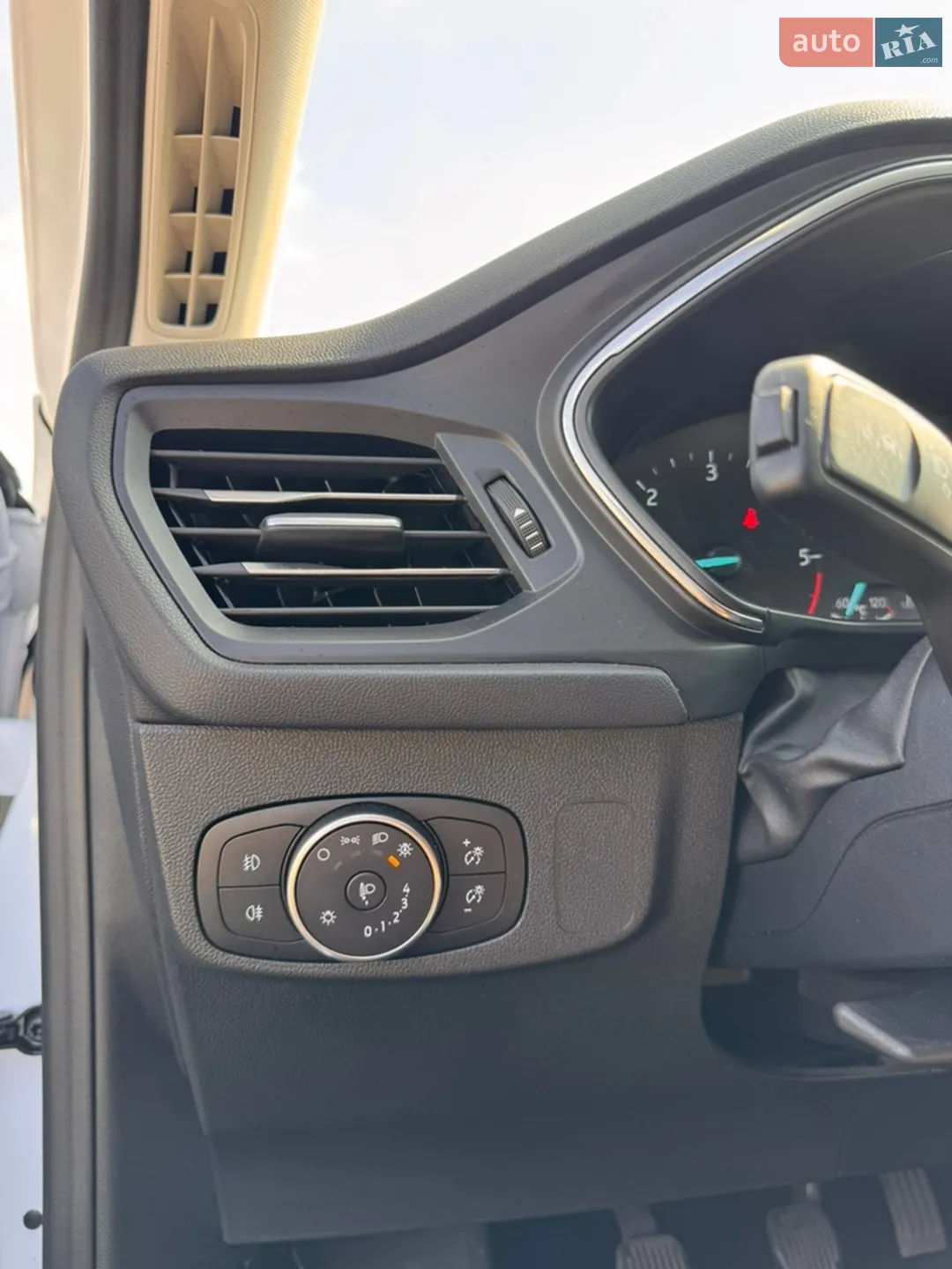 2020 Ford Focus - мініатюра 22