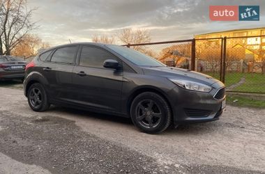 Хетчбек Ford Focus 2016 в Дніпрі