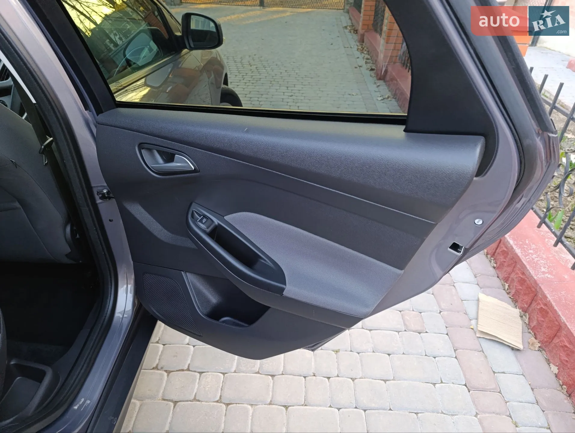 2011 Ford Focus - мініатюра 20