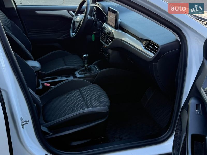 Хетчбек Ford Focus 2020 в Києві фото 6 Хетчбек Ford Focus 2020 в Києві