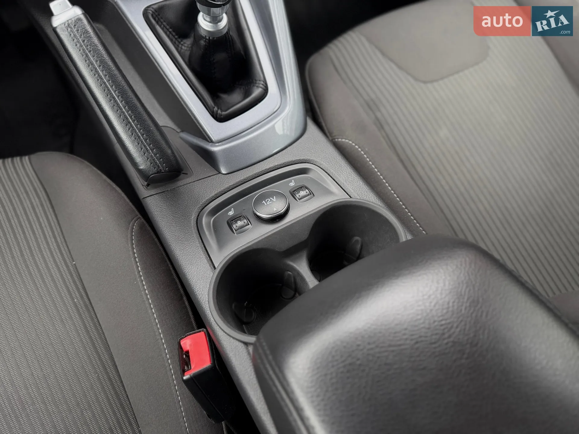 2013 Ford Focus - мініатюра 42