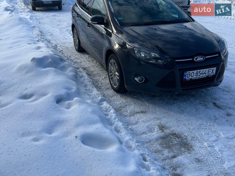 Універсал Ford Focus 2014 в Волочиську