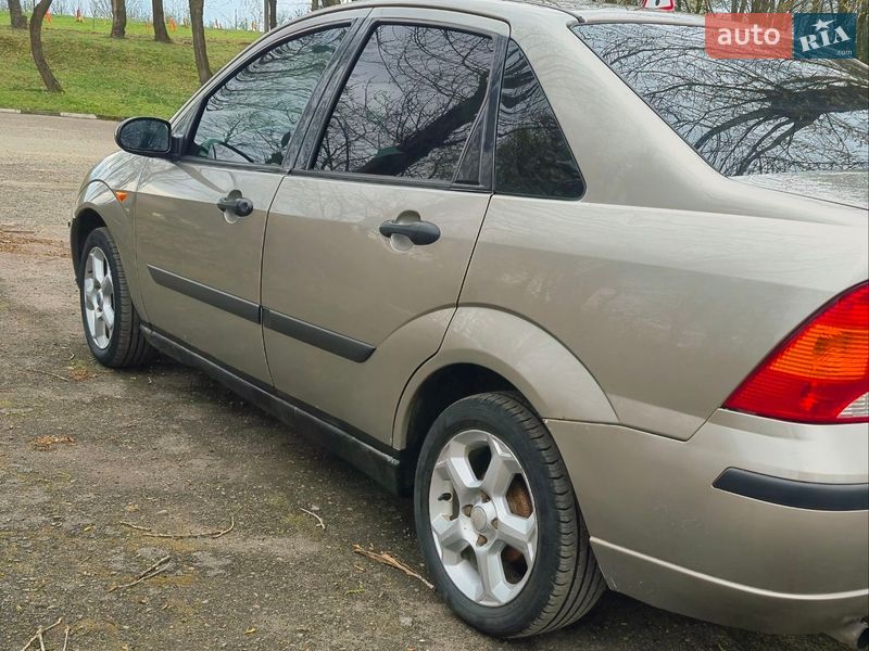 Седан Ford Focus 2003 в Львові